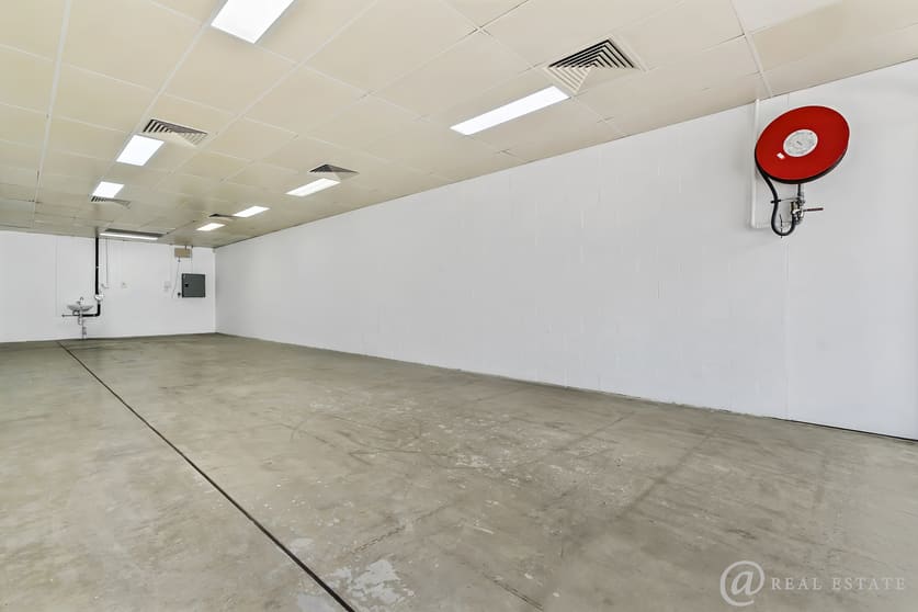 Click to view all images shop 6/16-18 Emu Street Emu Park QLD 4710 - Image 3