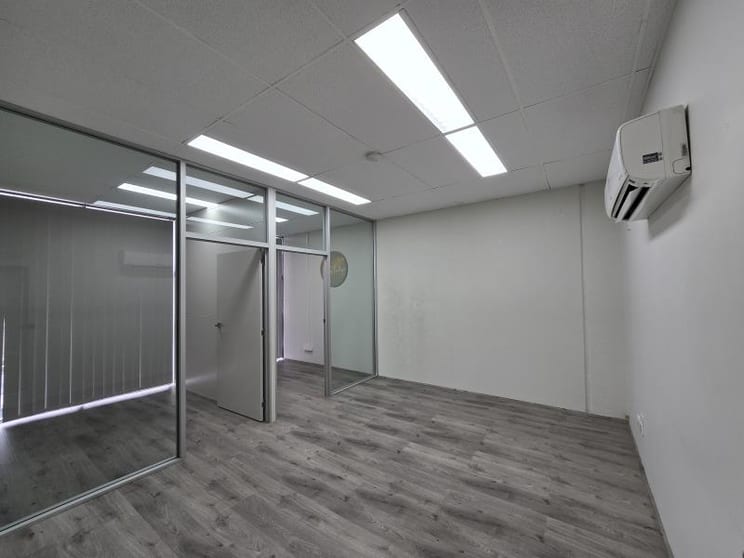Click to view all images Unit 27/340 Hoxton Park Road Prestons NSW 2170 - Image 1
