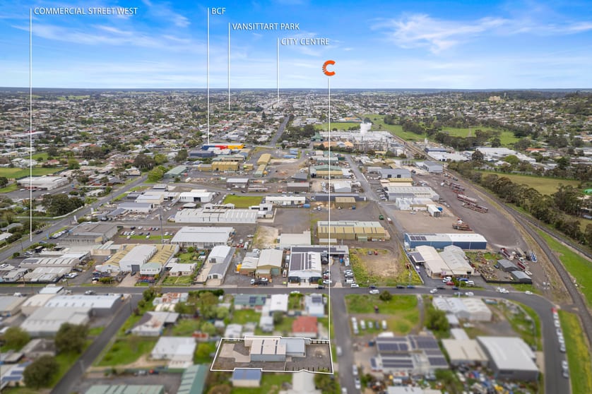 Click to view all images 6 WATTLE STREET Mount Gambier SA 5290 - Image 2