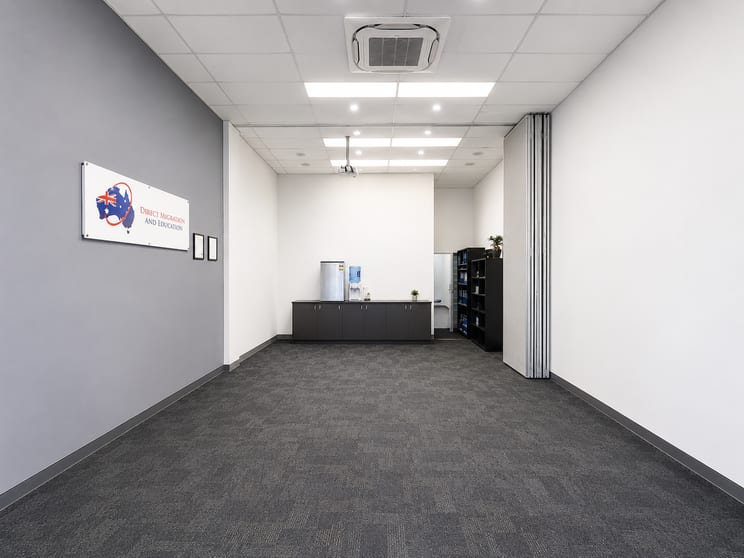 202/2994-2996 Logan Road Underwood QLD 4119 - Image 2