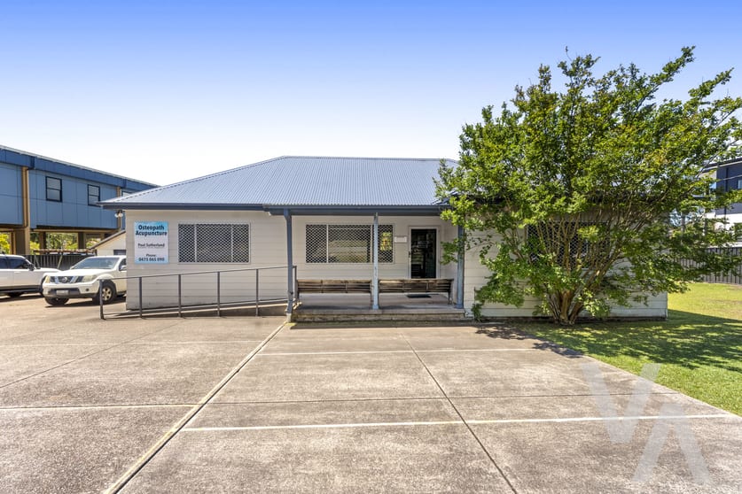 Click to view all images 18 Wilsons Road Mount Hutton NSW 2290 - Image 2
