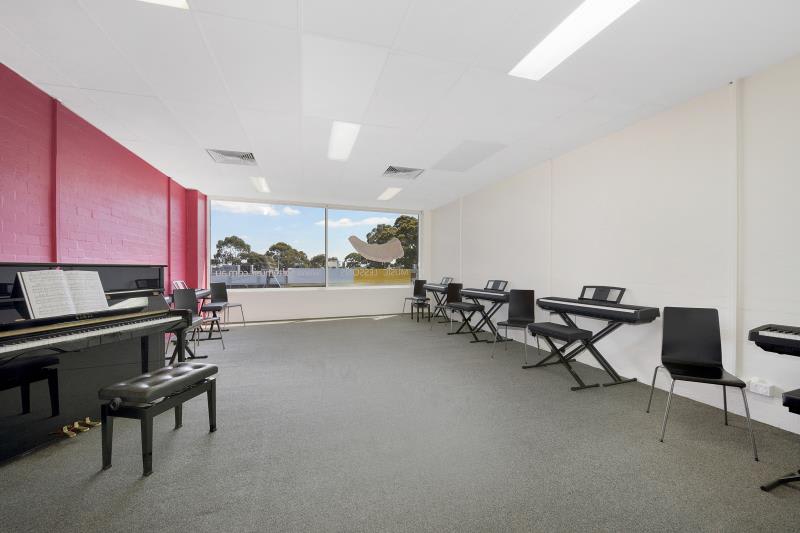 Click to view all images Level 2/10 Hamilton Place Mount Waverley VIC 3149 - Image 2