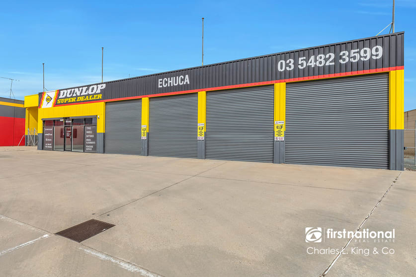 Click to view all images 9 Sturt Street Echuca VIC 3564 - Image 3