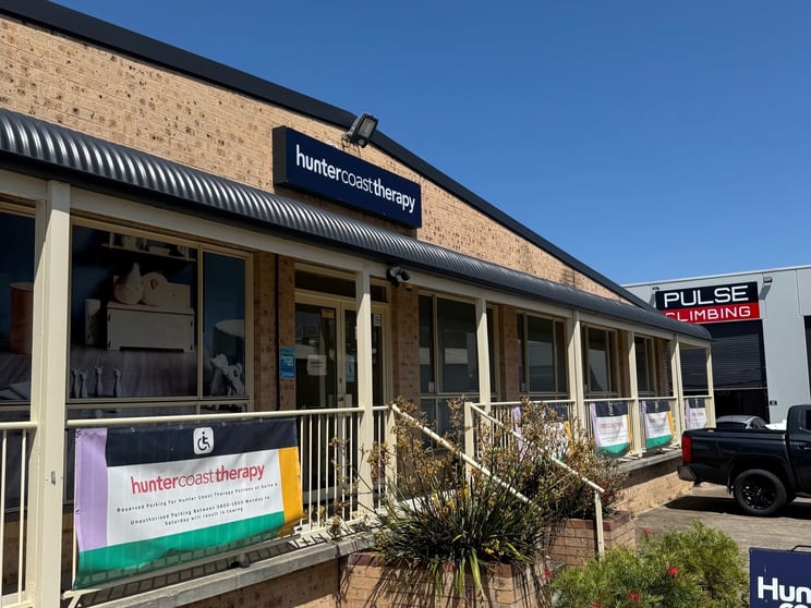 Click to view all images 6/122 Garden Grove Parade Adamstown NSW 2289 - Image 3