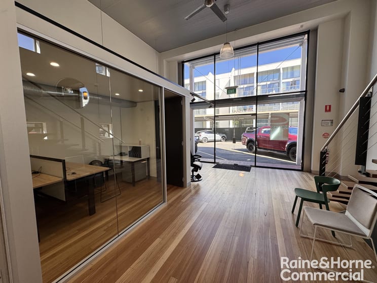 Click to view all images 14/71 Leichhardt Street Kingston ACT 2604 - Image 2