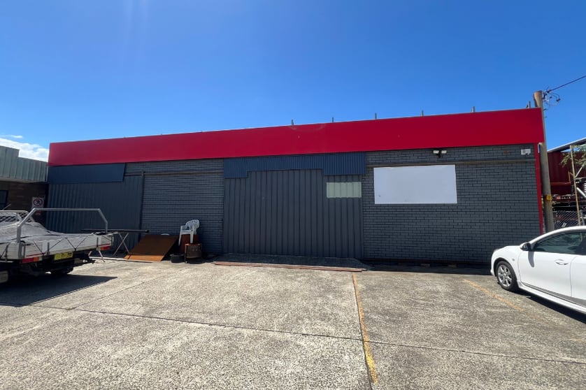 Click to view all images 3/146 Industrial Road Oak Flats NSW 2529 - Image 1