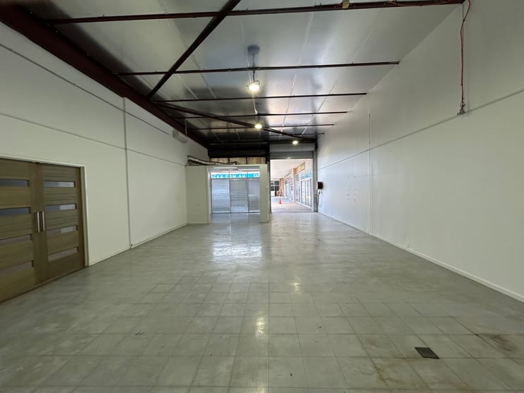 Click to view all images 15/51-55 Kembla Street Fyshwick ACT 2609 - Image 3