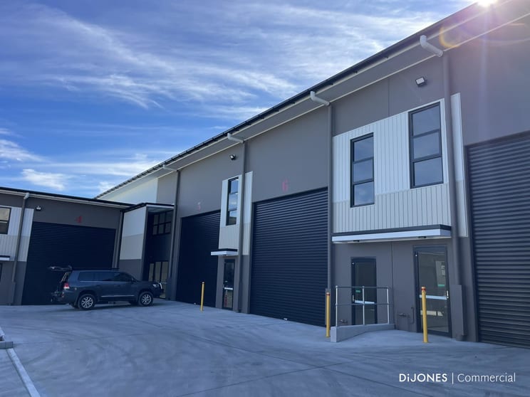 Click to view all images Unit 6/61 Gateway Boulevard Morisset NSW 2264 - Image 2