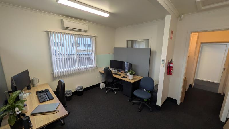 Click to view all images 7 Bourke Street Burnie TAS 7320 - Image 2