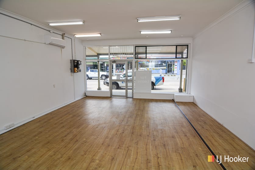 Click to view all images 26 Main Street Lithgow NSW 2790 - Image 2
