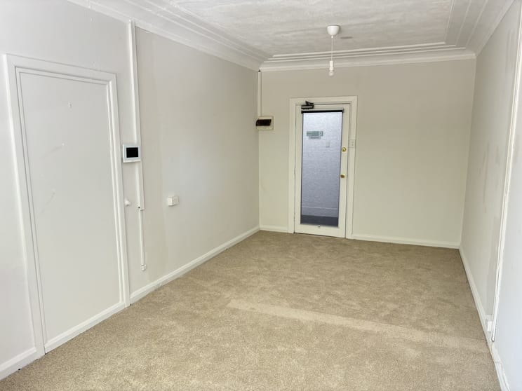 Click to view all images 9B/340 Kingsway Caringbah NSW 2229 - Image 2