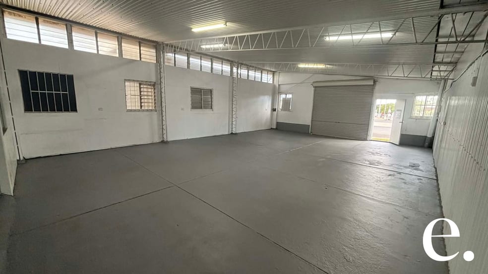 Click to view all images Shed 1/1 Collins Street Bundaberg East QLD 4670 - Image 3