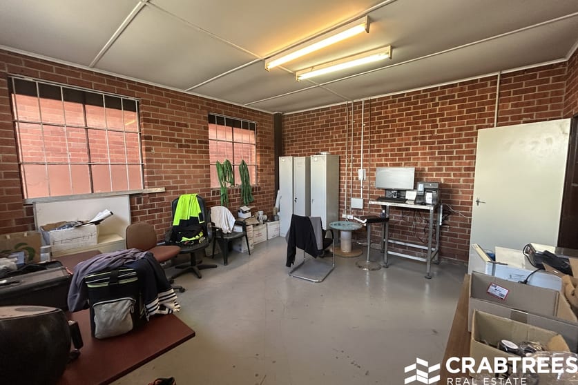 Click to view all images 54 Henderson Road Clayton VIC 3168 - Image 3