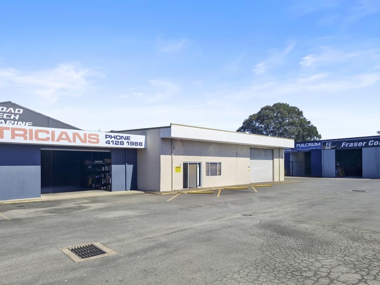 2/8-10 Boat Harbour Drive Pialba QLD 4655 - Image 1