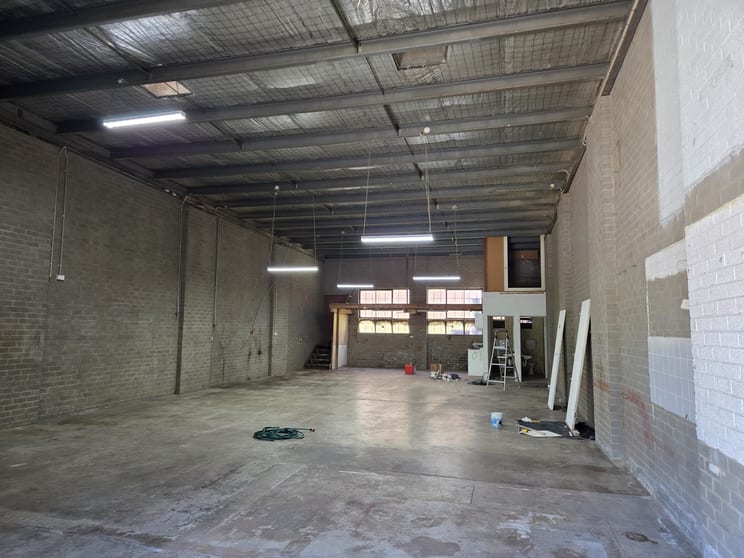 Click to view all images 2/87 Newlands Road Coburg North VIC 3058 - Image 2
