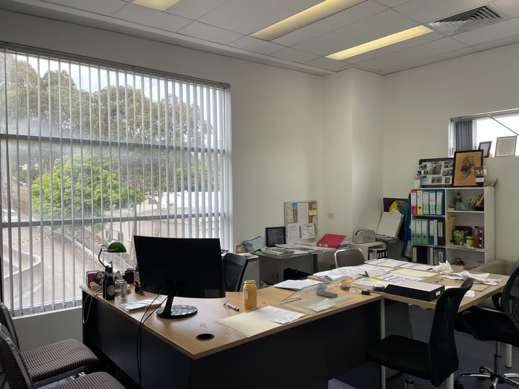1/37a King Road Hornsby NSW 2077 - Image 2