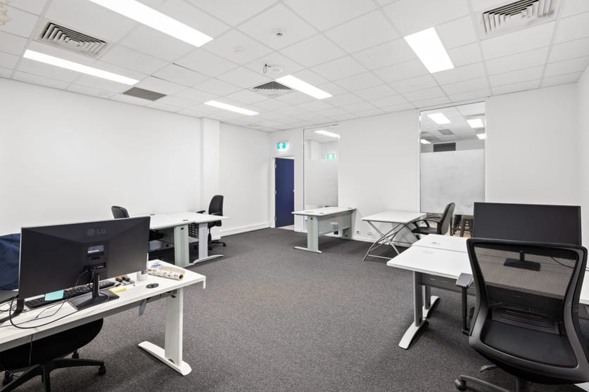 Click to view all images Level 1 840 Hunter Street Newcastle NSW 2300 - Image 3