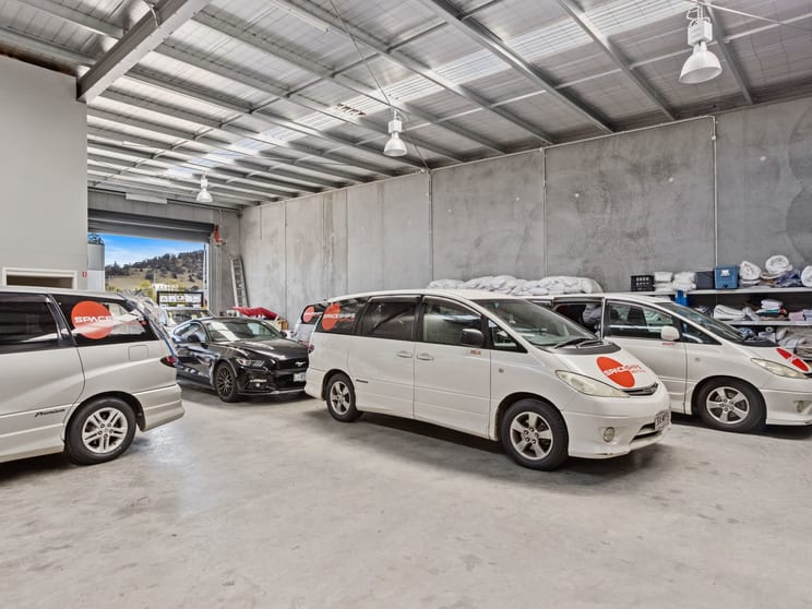 Click to view all images Warehouse/Unit 6, 14 Kennedy Drive Cambridge TAS 7170 - Image 2