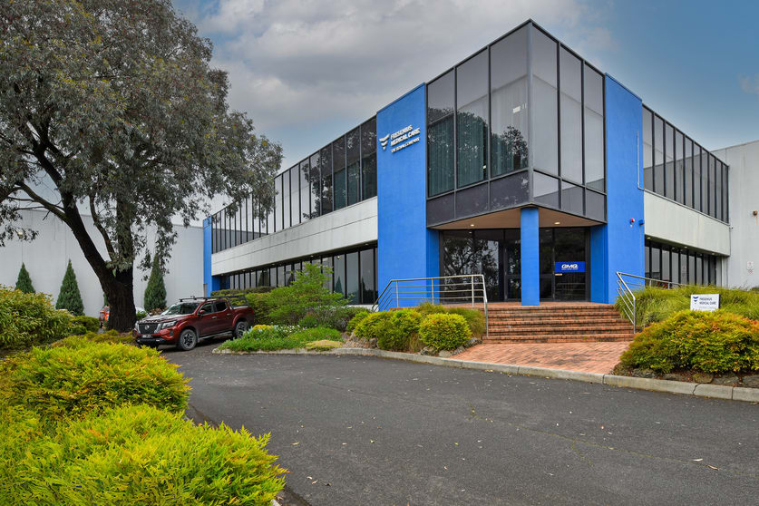 Click to view all images 786 Stud Road Scoresby VIC 3179 - Image 2