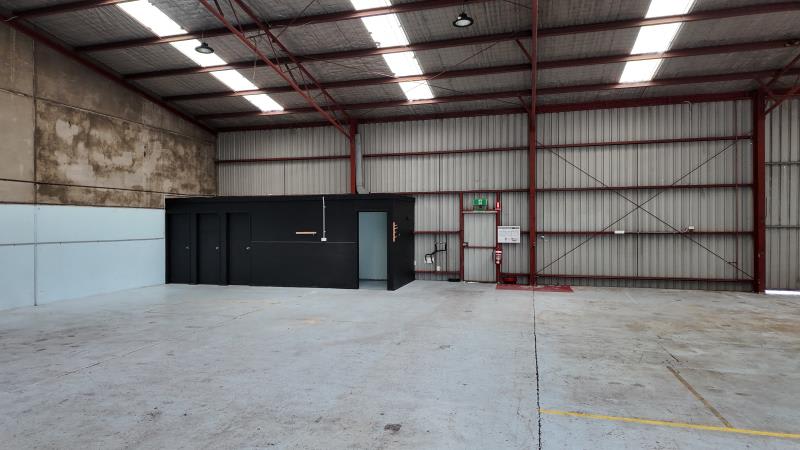 Unit 5/6 Sleigh Place Hume ACT 2620 - Image 3