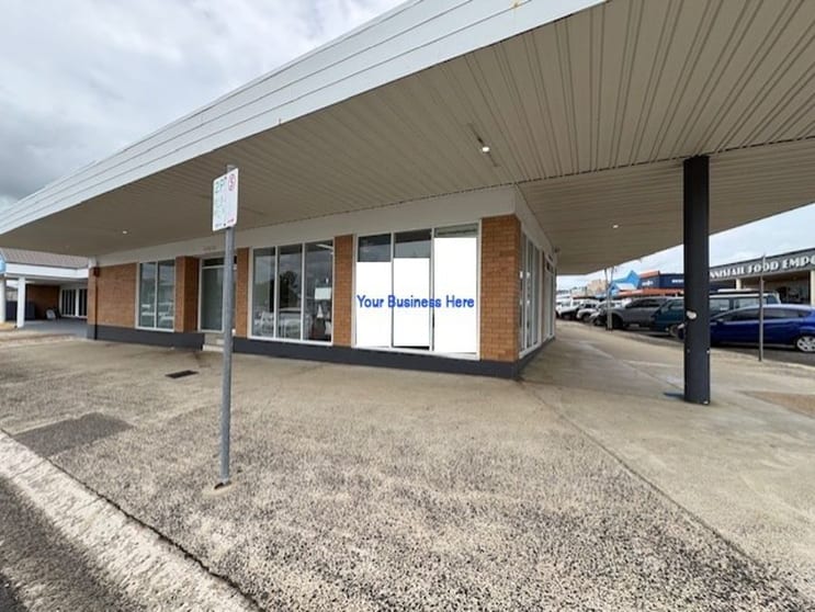 Click to view all images Shop B / 4 Owen Street Innisfail QLD 4860 - Image 2