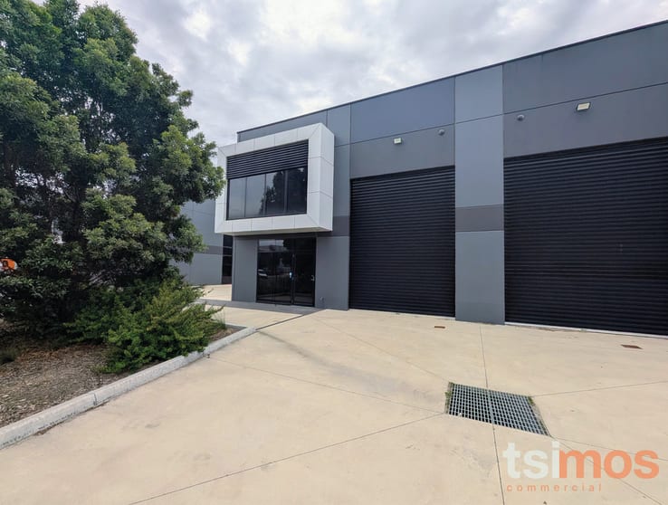 Click to view all images 3/15 Sugar Gum Crt Braeside VIC 3195 - Image 1