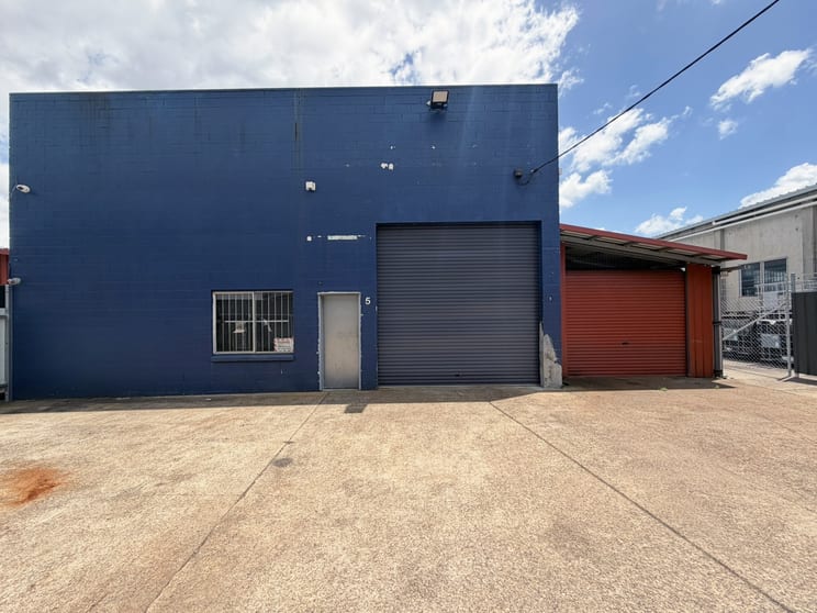 5 Avian Street Kunda Park QLD 4556 - Image 1