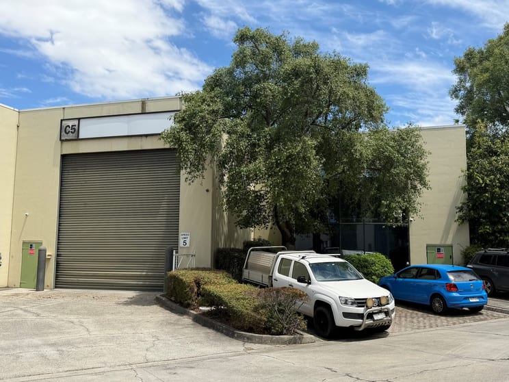 C2 & C5/5 Janine Street Scoresby VIC 3179 - Image 2