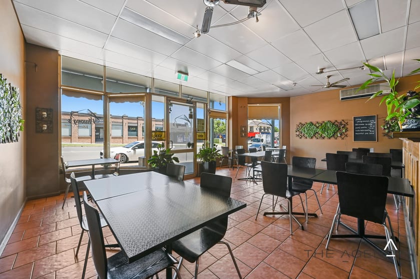 Click to view all images 5/31-33 Argyle Street Camden NSW 2570 - Image 3