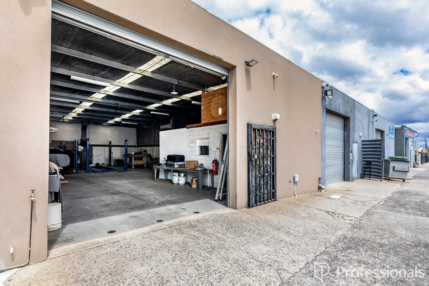 5/154 High Street Melton VIC 3337 - Image 1