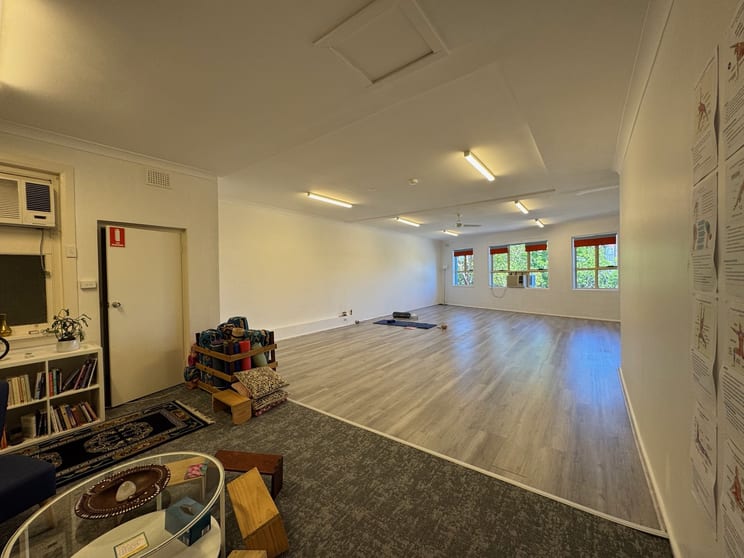 Click to view all images Level 1/738 Old Princes Highway Sutherland NSW 2232 - Image 2