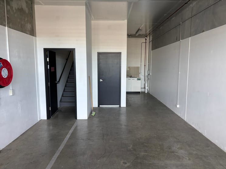 42/76B Edinburgh Road Marrickville NSW 2204 - Image 2