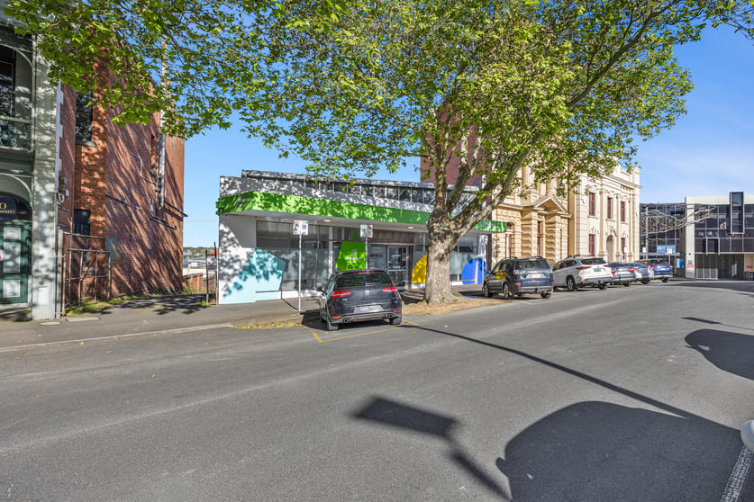 Click to view all images 28 Camp Street Ballarat Central VIC 3350 - Image 2