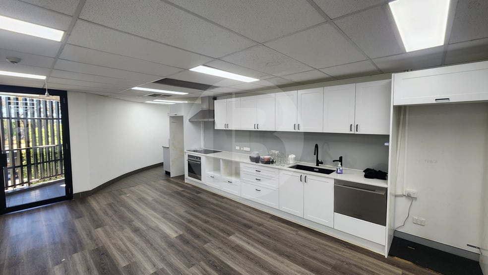 Click to view all images Office/25 HUNTINGWOOD DRIVE Huntingwood NSW 2148 - Image 3