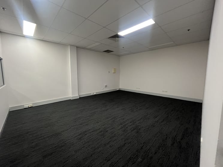 Click to view all images Suite 111/20 Dale Street Brookvale NSW 2100 - Image 3