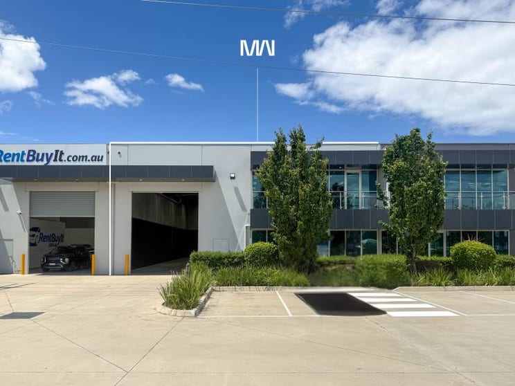 Click to view all images Unit 5 16A Keilor Park Drive Keilor East VIC 3033 - Image 1