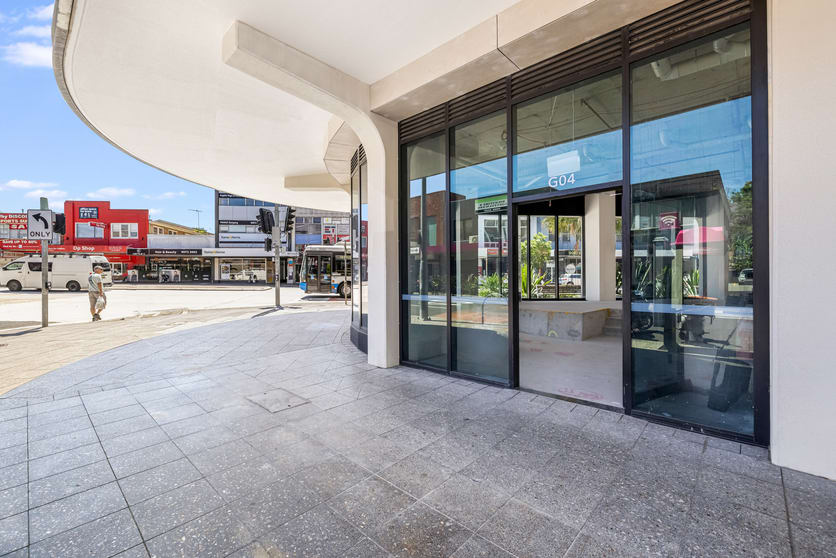 Click to view all images Shop 4/8 Oaks Avenue Dee Why NSW 2099 - Image 3