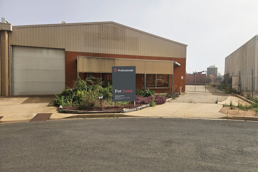2/5 Luke Court Mildura VIC 3500 - Image 1