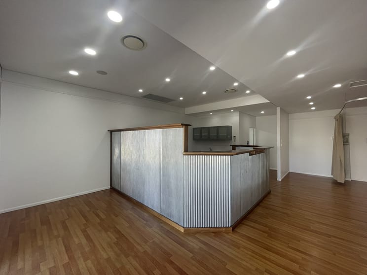 Click to view all images 7/193-203 South Pine Road Brendale QLD 4500 - Image 3