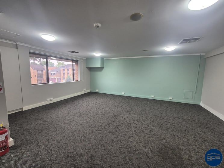 Click to view all images 12/417-421 Church Street North Parramatta NSW 2151 - Image 2