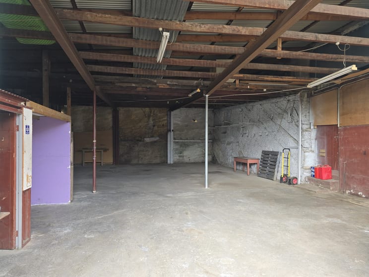 Click to view all images 1/89 Henna Street Warrnambool VIC 3280 - Image 3