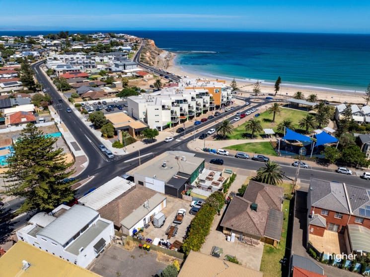 Click to view all images 13 Beach Road Christies Beach SA 5165 - Image 1