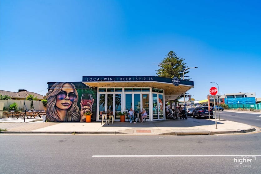 Click to view all images 13 Beach Road Christies Beach SA 5165 - Image 2
