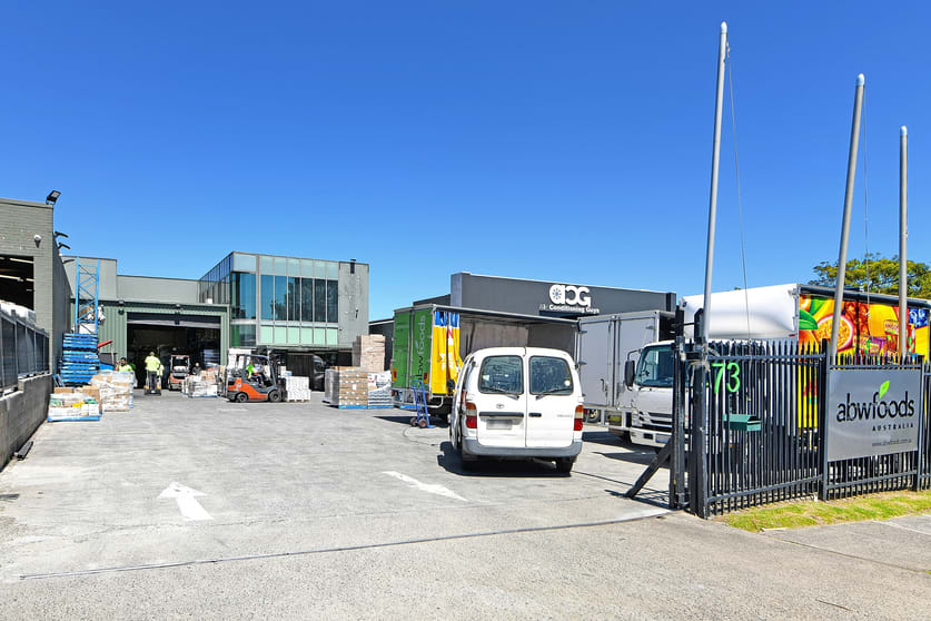 Click to view all images 73 Chapel Street Roselands NSW 2196 - Image 2