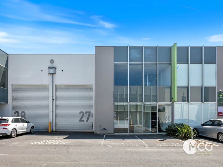 Click to view all images 27/22-30 Wallace Avenue Point Cook VIC 3030 - Image 1