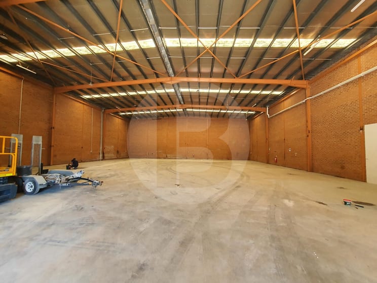 Click to view all images 12 LONG STREET Smithfield NSW 2164 - Image 2
