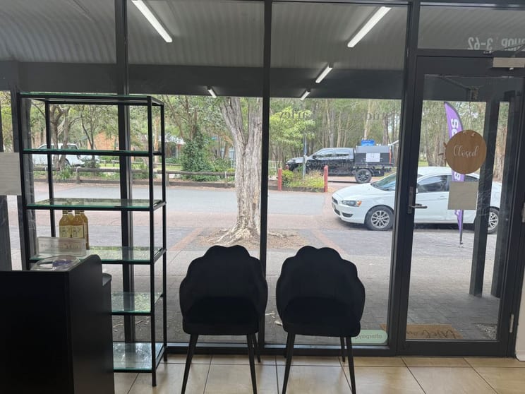 Shop 3/62 Cams Boulevard Summerland Point NSW 2259 - Image 3