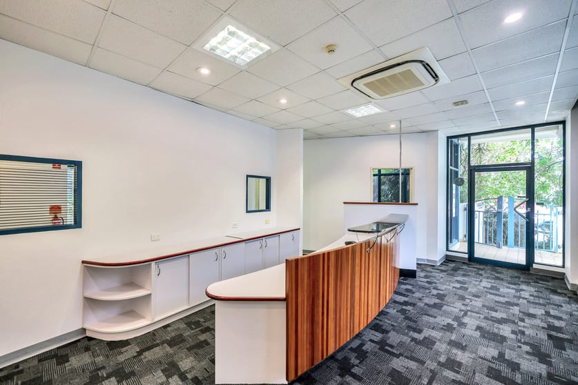 Click to view all images 1/8 Knuckey Street Darwin City NT 0800 - Image 3