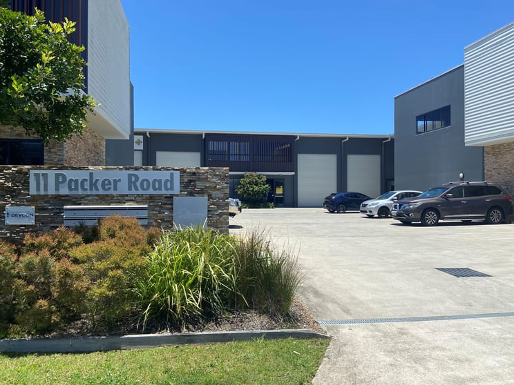 Click to view all images 4 & 5/11 Packer Road Baringa QLD 4551 - Image 2
