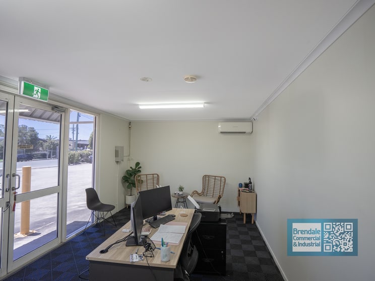 Click to view all images Brendale QLD 4500 - Image 3